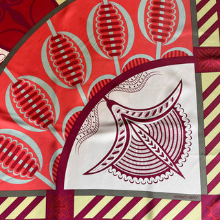 HERMES Gemometrie Cretase Silk Scarf