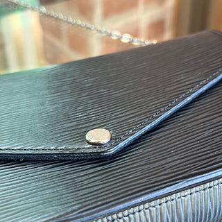 LOUIS VUITTON Felicie Pochette Black Epi Leather Crossbody