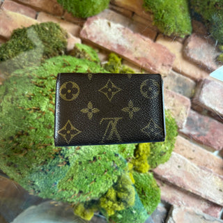 LOUIS VUITTON Monogram Key Holder