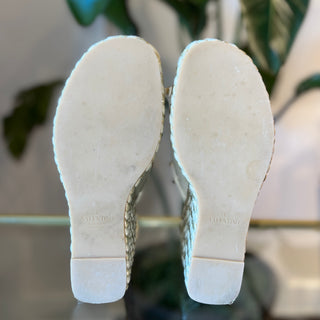 VALENTINO Rockstud Accent Leather Espadrilles SZ 40