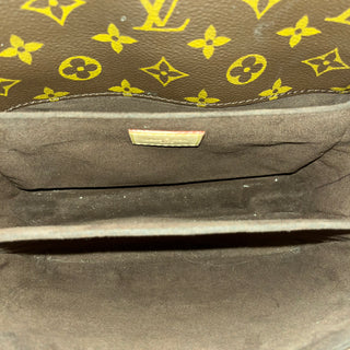 LOUIS VUITTON Pochette Metis Brown Monogram Canvas Shoulder Bag