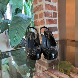 CHANEL Black Patent Leather Chain Cap-Toe Slingback Heels SZ37.5(7.5US)