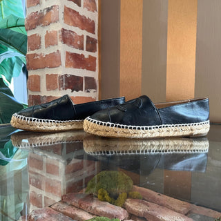 CHANEL CC Black Leather Espadrilles SZ 36 (US 6)
