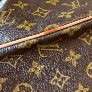 LOUIS VUITTON Vintage Monogram Sac Souple Travel Duffle Bag