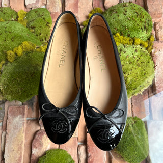 CHANEL Ballet Flats Black Lambskin Patent Leather Cap Toe Flats SZ36(6US)