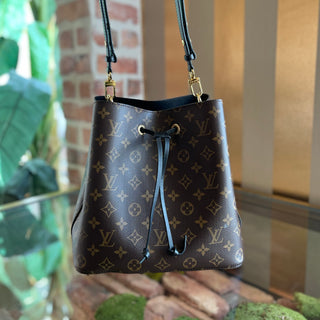 LOUIS VUITTON NeoNoe MM Black Monogram Bucket Bag