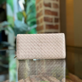 BOTTEGA VENETA Pink Intreccciato Woven Wallet