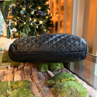 SAINT LAURENT Icare Maxi Quilted Lambskin Shopping Tote