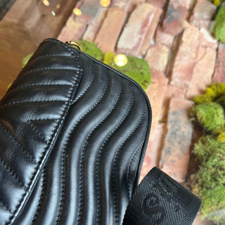LOUIS VUITTON New Wave Multi-Pochette Black Quilted Leather Crossbody Bag