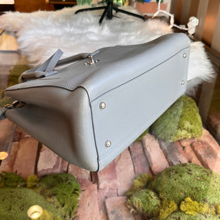 CHANEL Neo Executive Gray Caviar Tote