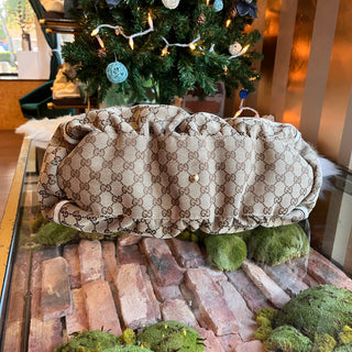 GUCCI Abbey D-Ring Beige White GG Canvas Shoulder Bag