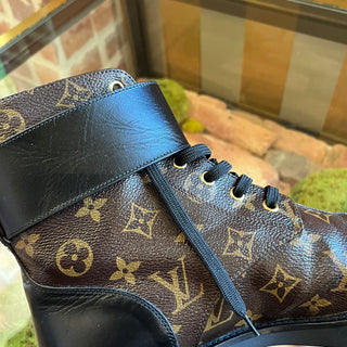 LOUIS VUITTON Wonderland Flat Ranger Black Brown Calfskin Monogram Boots SZ41(11US)