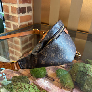 LOUIS VUITTON Bum Bag Monogram