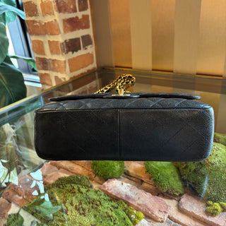CHANEL Classic Jumbo Double Flap Shoulder Bag