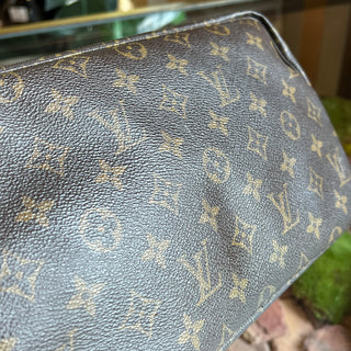 LOUIS VUITTON Trousse Toilette 28 Brown Monogram Canvas Cosmetic Bag