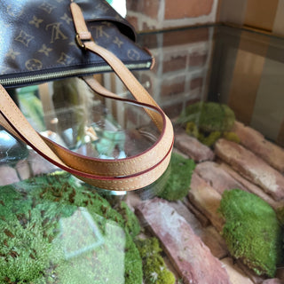 LOUIS VUITTON Totally MM Brown Monogram Canvas Tote