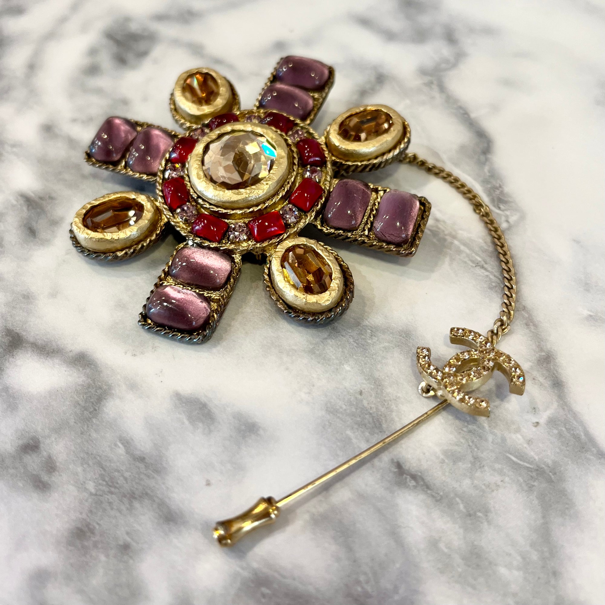 CHANEL Vintage Gripoix Brooch with CC Pin
