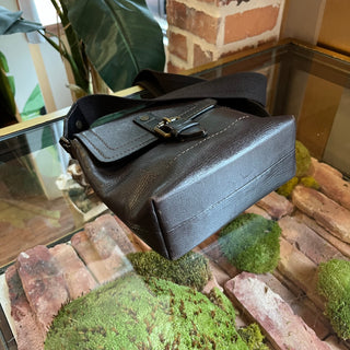 LOUIS VUITTON Utah Small Coffee Leather Yuma Messenger Bag