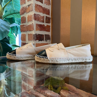 CHANEL Beige Leather CC Espadrilles SZ 38 (US 8)