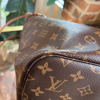 LOUIS VUITTON Neverfull MM Cherry Monogram Tote