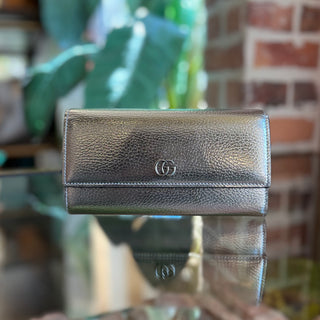 GUCCI GG Marmont Silver Metallic Dollar Calfskin Continental Wallet