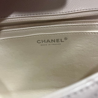 CHANEL White Caviar Jumbo Single Flap Shoulder Bag