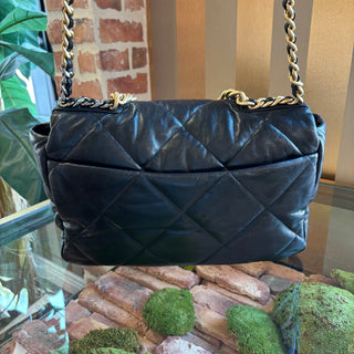 CHANEL 19 Maxi Black Leather Crossbody