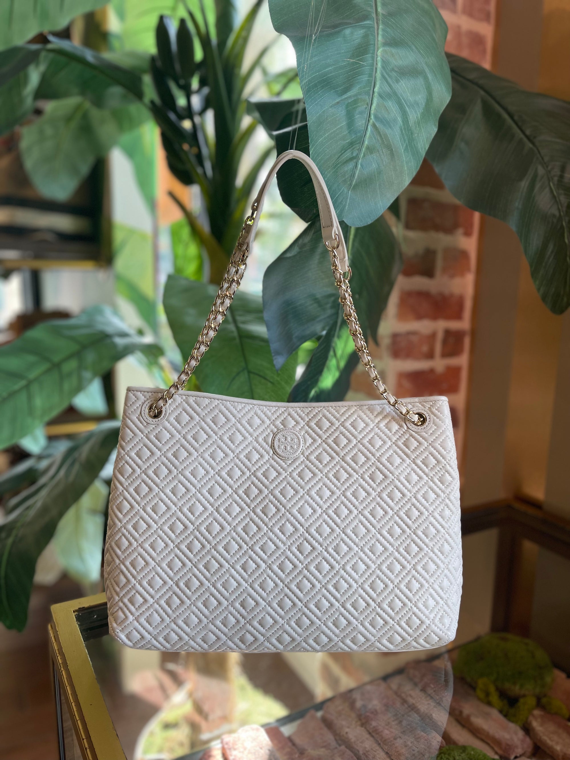 Under $500 Tagged Type_Handbags - The Purse Ladies