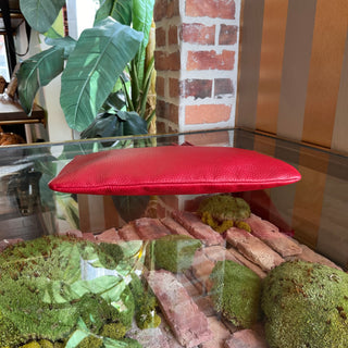 GUCCI Red Bamboo Leather Tassel Zippy Clutch