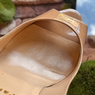 LOUBOUTIN You You Nude Patent Leather Peep Toe Pumps SZ 40.5 (US 10.5)