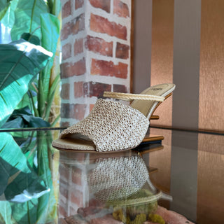 FENDI Woven Raffia Beige First Sandal Heels SZ 39 (US 9)