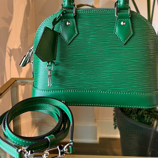 LOUIS VUITTON Epi Alma BB