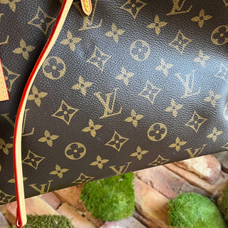 LOUIS VUITTON Carryall PM Brown Monogram Canvas Shoulder Bag