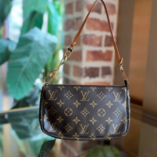 LOUIS VUITTON Pochette Accessories Brown Monogram Canvas Shoulder Bag