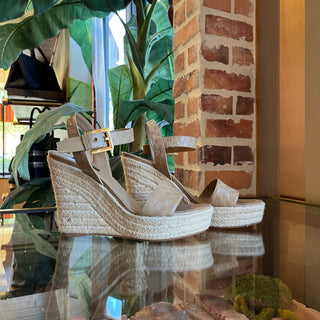 LOUIS VUITTON Caramel Patent Leather Checkers Espadrille Wedge Sandals SZ38.5(8.5US)