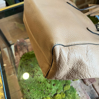 GUCCI Swing Small Beige Blue Pebbled Calfskin Leather Tote Bag