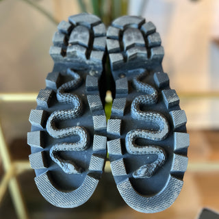 GUCCI GG Canvas Canvas Chelsea Boots SZ 37