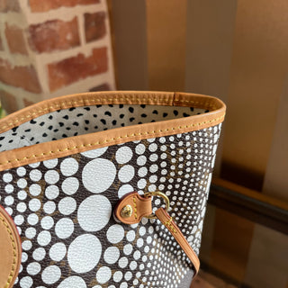 LOUIS VUITTON Neverfull MM Yayoi Kusama Infinity Dots Monogram Canvas Tote