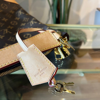 LOUIS VUITTON Berri MM Brown Monogram Canvas Shoulder Bag