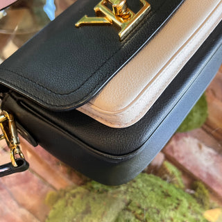 LOUIS VUITTON Lockme Black White Grained Calfskin Crossbody