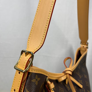 LOUIS VUITTON CarryAll PM Monogram