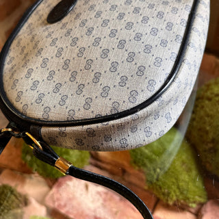 GUCCI Vintage Mini GG Supreme Blue Crossbody Bag