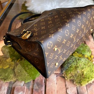 LOUIS VUITTON Popincourt MM Noir Monogram Canvas Tote