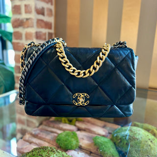 CHANEL 19 Maxi Black Leather Crossbody