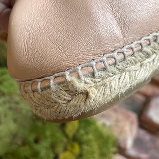CHANEL CC Nude Lambskin Espadrilles SZ 41 (US 11)