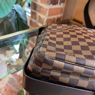 LOUIS VUITTON Damier Ebene Naviglio Messenger