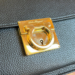 SALVATORE FERRAGAMO Aileen Medium Leather Shoulder Bag