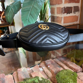 GUCCI GG Marmont Black Calfskin Matelassé Belt Bag