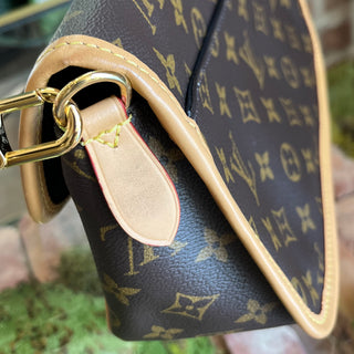 LOUIS VUITTON Diane Brown Monogram Canvas Shoulder Bag