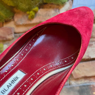 MANOLO BLAHNIK Red Suede Slingback Heels SZ 38.5 (US 8.5)